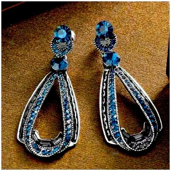 New Gorgeous Bridgerton Era Sterling Silver Blue Sapphire Drop Earrings - Picture 2 of 5